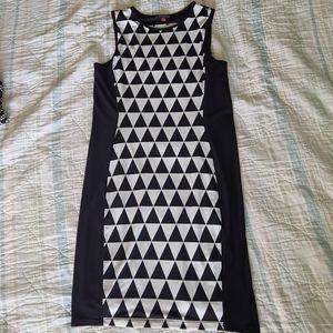 Womens small Vince Camuto dress, black and white